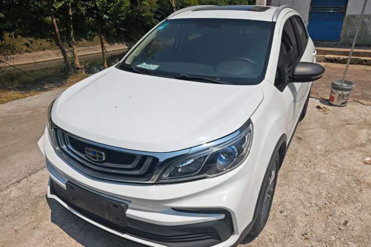 Geely Auto Vision X3 2020 1.5L CVT Luxury Model usado Guazi used car, China used car export, Used car for sale, Used cars, Cheapest cars for sale
