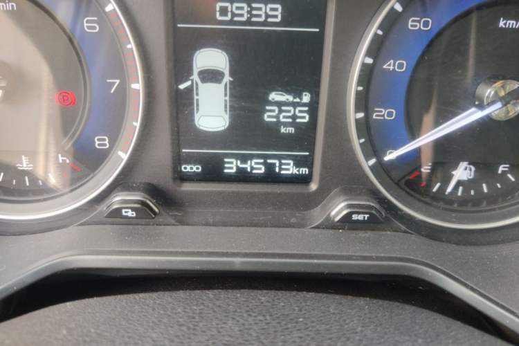 Used Geely Auto Vision X3 2020 1.5L Manual Luxury Edition Odometer Close Up