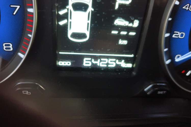 Used Geely Auto Vision X3 2020 1.5L CVT Luxury Model Odometer Close Up