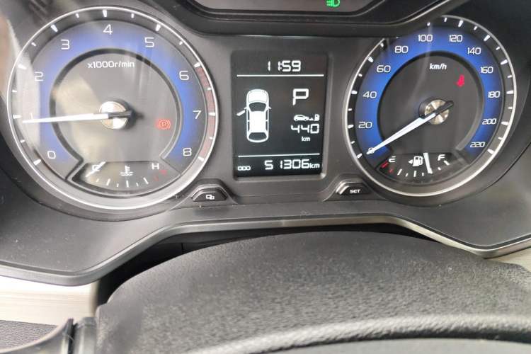 Used Geely Auto Vision X3 2020 1.5L CVT Luxury Model Odometer Close Up