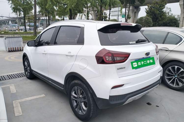 Used Geely Auto Vision X3 2020 1.5L CVT Elite Edition Rear Left 45 Deg