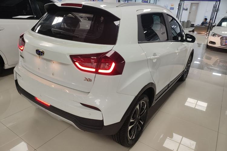 Used Geely Auto Vision X3 2020 1.5L CVT Luxury Model Rear Right 45 Deg