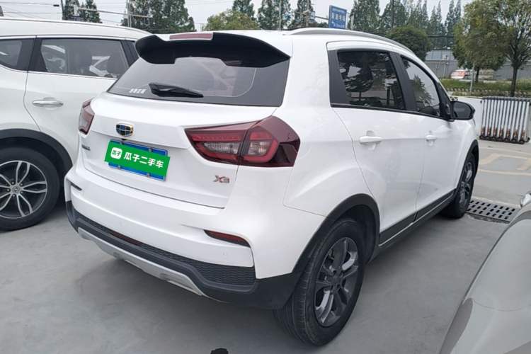 Used Geely Auto Vision X3 2020 1.5L CVT Elite Edition Rear Right 45 Deg