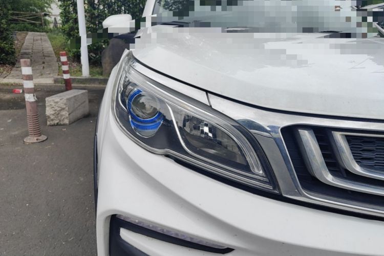 Used Geely Auto Vision X3 2020 1.5L CVT Elite Edition Right Front Headlight