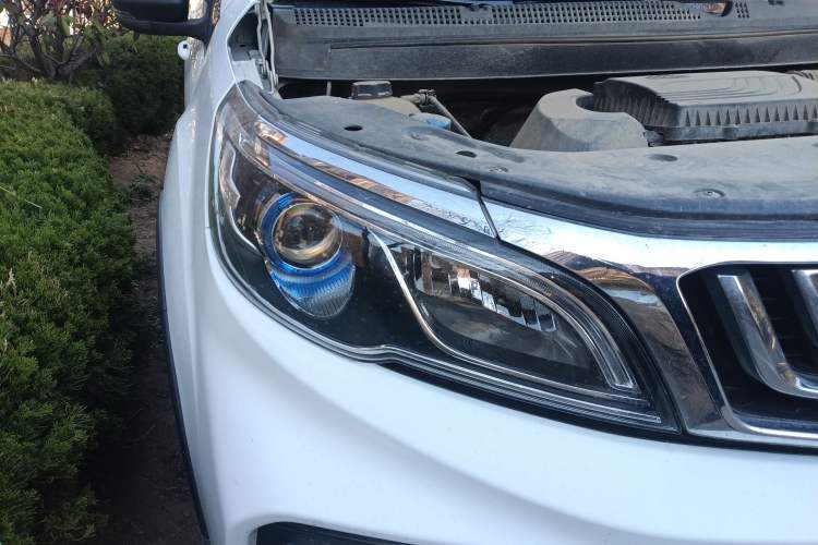Used Geely Auto Vision X3 2020 1.5L Manual Elite Edition Right Front Headlight