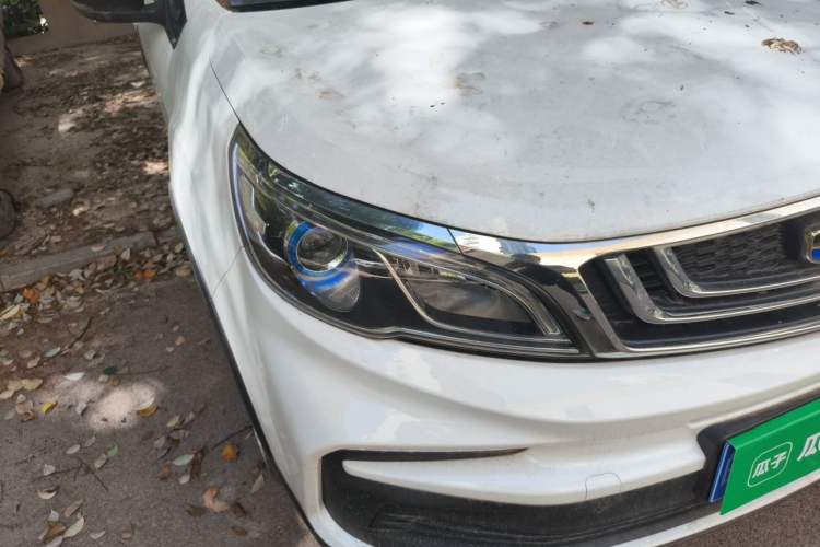 Used Geely Auto Vision X3 2020 1.5L Manual Elite Edition Right Front Headlight