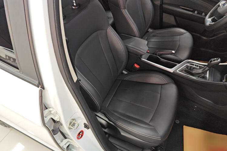 Used Geely Auto Vision X3 2020 1.5L CVT Elite Edition Right Front Seat