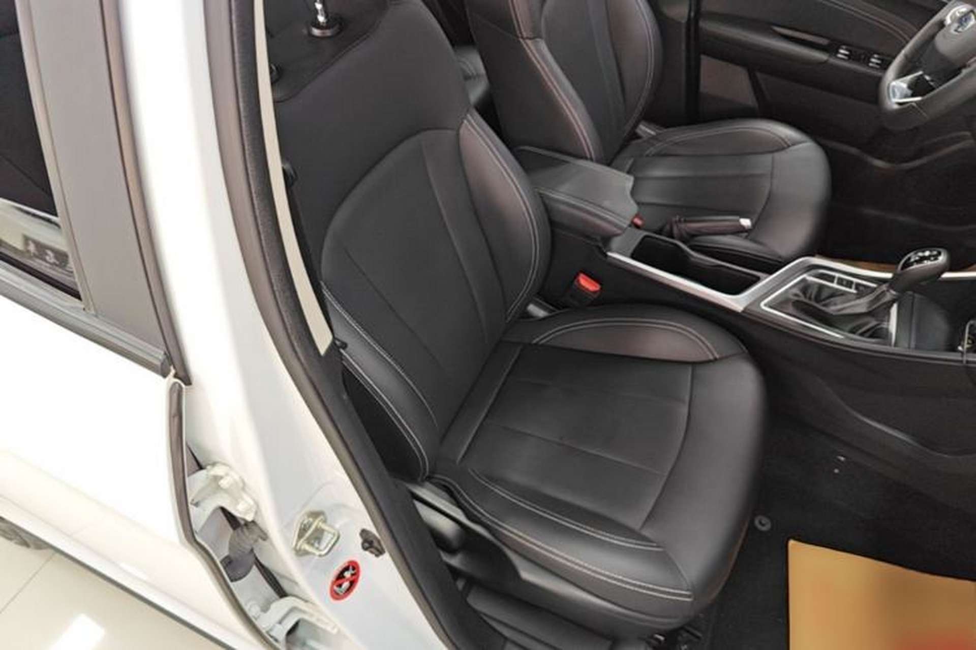 Used Geely Auto Vision X3 2020 1.5L CVT Elite Edition Right Front Seat