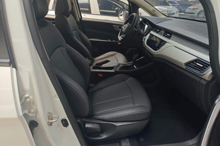 Used Geely Auto Vision X3 2020 1.5L CVT Luxury Model Right Front Seat