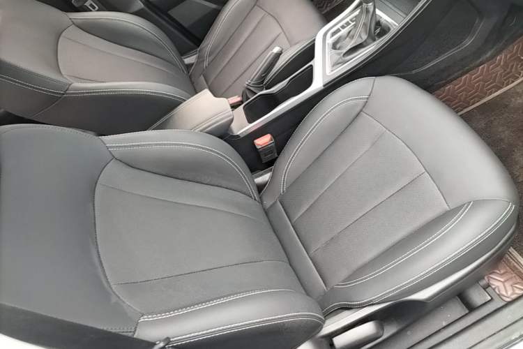 Used Geely Auto Vision X3 2020 1.5L CVT Luxury Model Right Front Seat