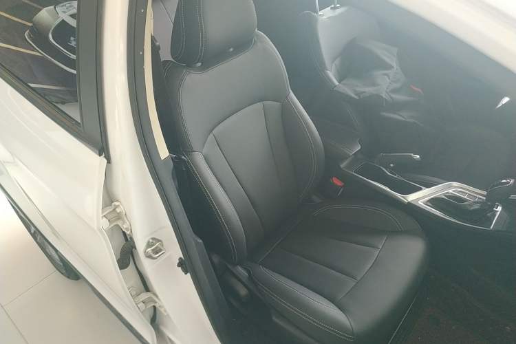 Used Geely Auto Vision X3 2020 1.5L CVT Luxury Model Right Front Seat