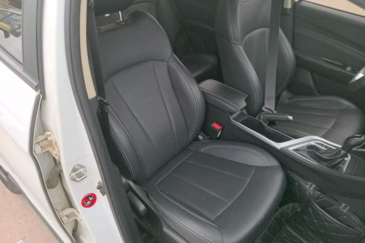 Used Geely Auto Vision X3 2020 1.5L CVT Elite Edition Right Front Seat