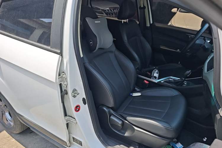 Used Geely Auto Vision X3 2020 1.5L CVT Luxury Model Right Front Seat
