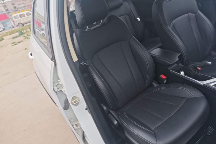 Used Geely Auto Vision X3 2020 1.5L CVT Luxury Model Right Front Seat