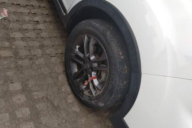 Used Geely Auto Vision X3 2020 1.5L CVT Luxury Model Right Front Wheel Hub