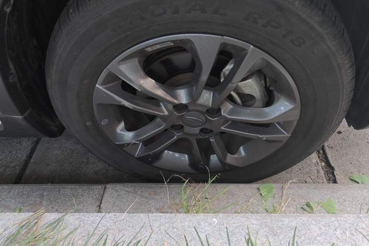 Used Geely Auto Vision X3 2020 1.5L CVT Luxury Model Right Front Wheel Hub