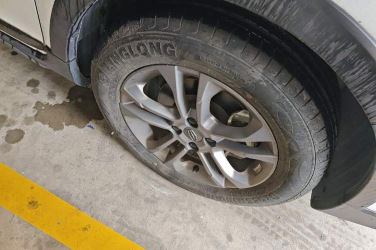 Used Geely Auto Vision X3 2020 1.5L CVT Luxury Model Right Front Wheel Hub