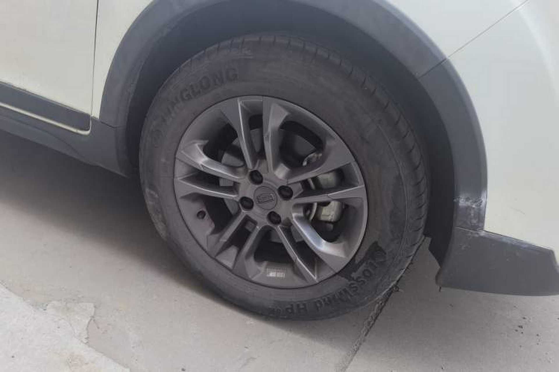 Used Geely Auto Vision X3 2020 1.5L CVT Elite Edition Right Front Wheel Hub