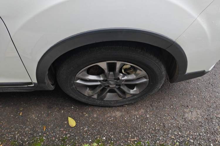 Used Geely Auto Vision X3 2020 1.5L CVT Luxury Model Right Front Wheel Hub