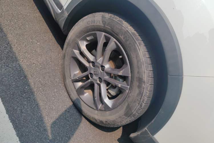 Used Geely Auto Vision X3 2020 1.5L CVT Luxury Model Right Front Wheel Hub