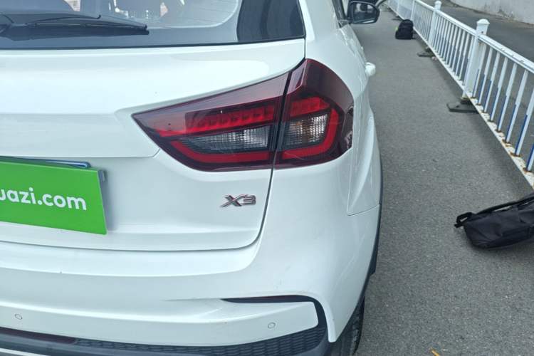 Used Geely Auto Vision X3 2020 1.5L Manual Elite Edition Right Rear Taillight