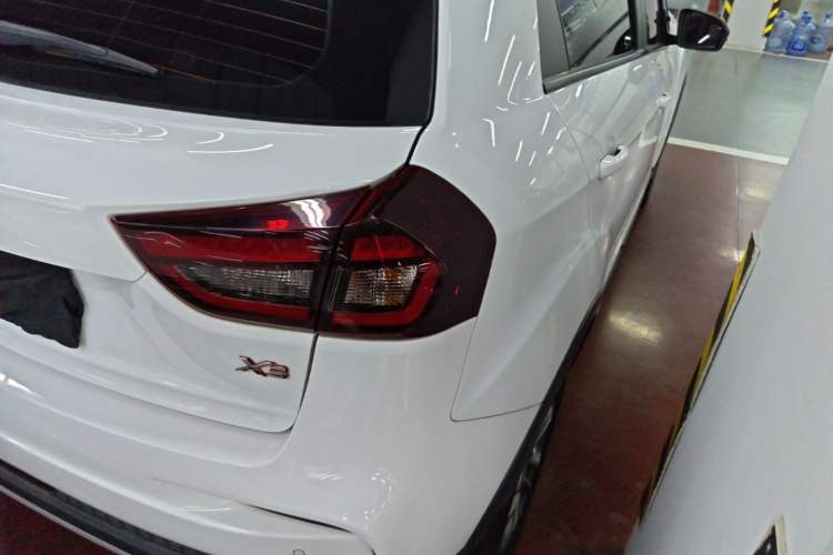 Used Geely Auto Vision X3 2020 1.5L CVT Luxury Model Right Rear Taillight