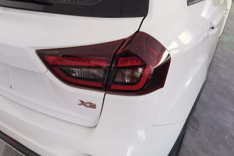 Used Geely Auto Vision X3 2020 1.5L CVT Luxury Model Right Rear Taillight