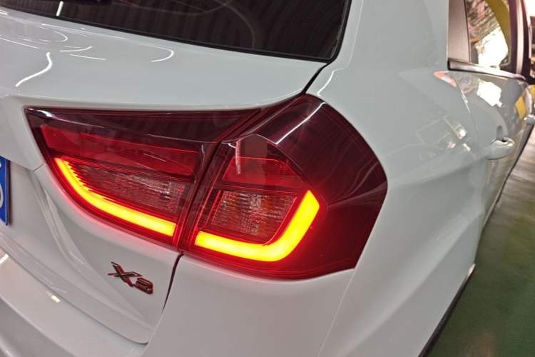 Used Geely Auto Vision X3 2020 1.5L CVT Luxury Model Right Rear Taillight