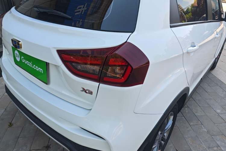 Used Geely Auto Vision X3 2020 1.5L CVT Luxury Model Right Rear Taillight