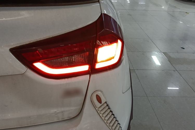 Used Geely Auto Vision X3 2020 1.5L CVT Luxury Model Right Rear Taillight