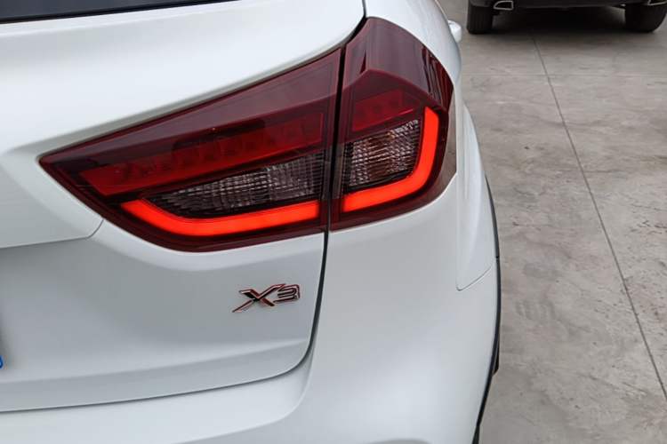Used Geely Auto Vision X3 2020 1.5L CVT Luxury Model Right Rear Taillight