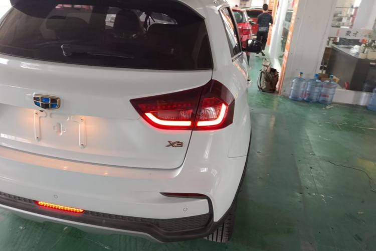 Used Geely Auto Vision X3 2020 1.5L CVT Elite Edition Right Rear Taillight