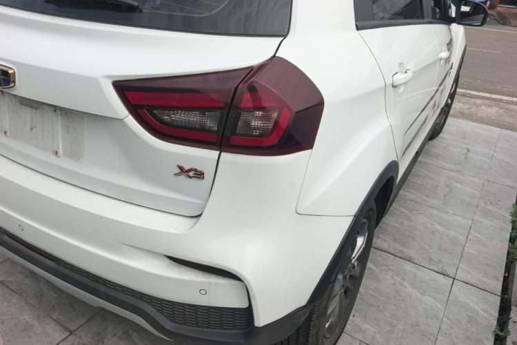Used Geely Auto Vision X3 2020 1.5L Manual Luxury Edition Right Rear Taillight