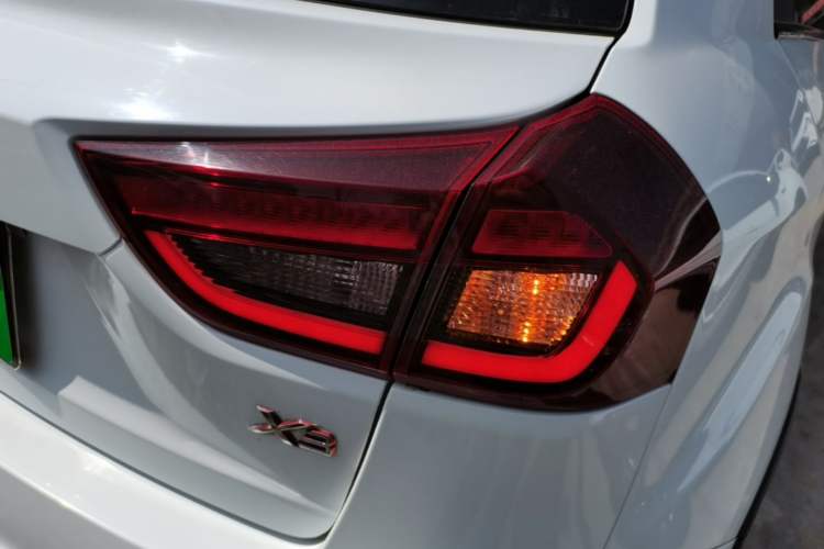 Used Geely Auto Vision X3 2020 1.5L CVT Luxury Model Right Rear Taillight