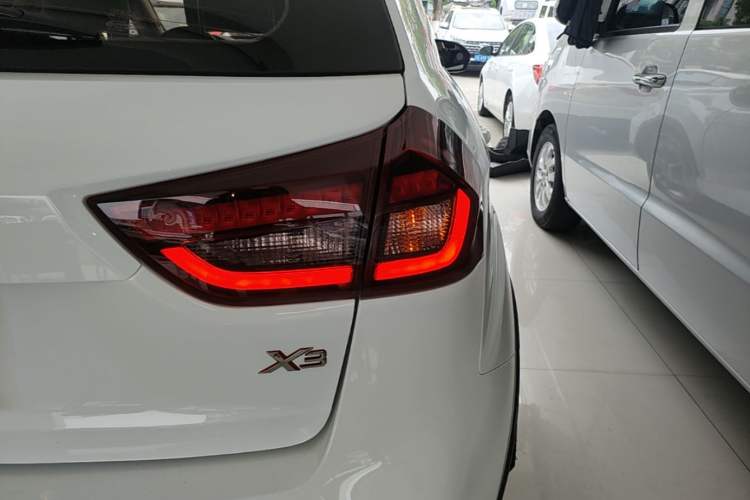 Used Geely Auto Vision X3 2020 1.5L Manual Elite Edition Right Rear Taillight