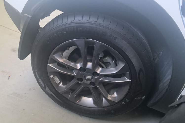 Used Geely Auto Vision X3 2020 1.5L CVT Luxury Model Right Rear Wheel Hub