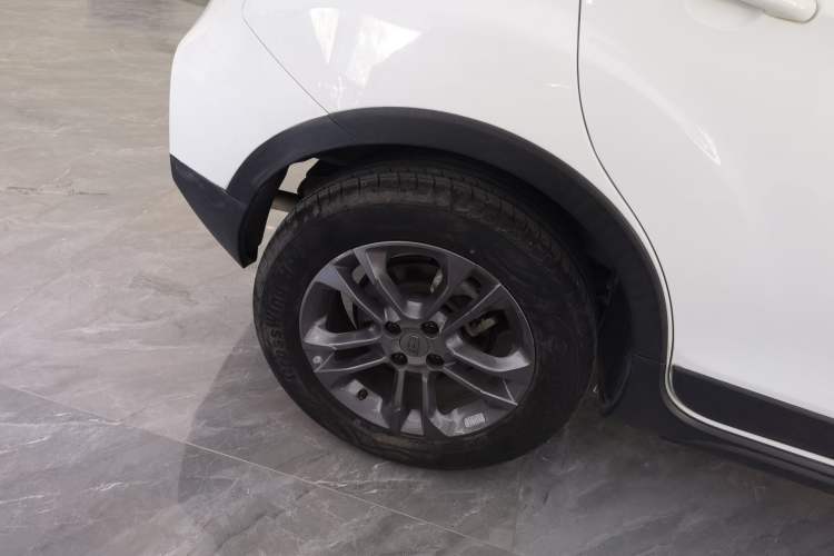 Used Geely Auto Vision X3 2020 1.5L CVT Luxury Model Right Rear Wheel Hub