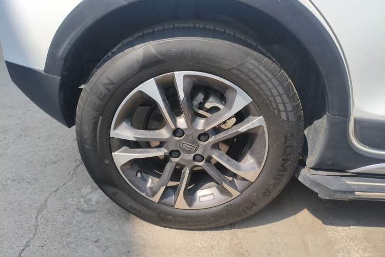 Used Geely Auto Vision X3 2020 1.5L CVT Luxury Model Right Rear Wheel Hub