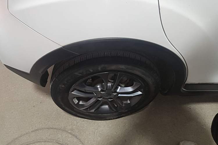 Used Geely Auto Vision X3 2020 1.5L CVT Luxury Model Right Rear Wheel Hub