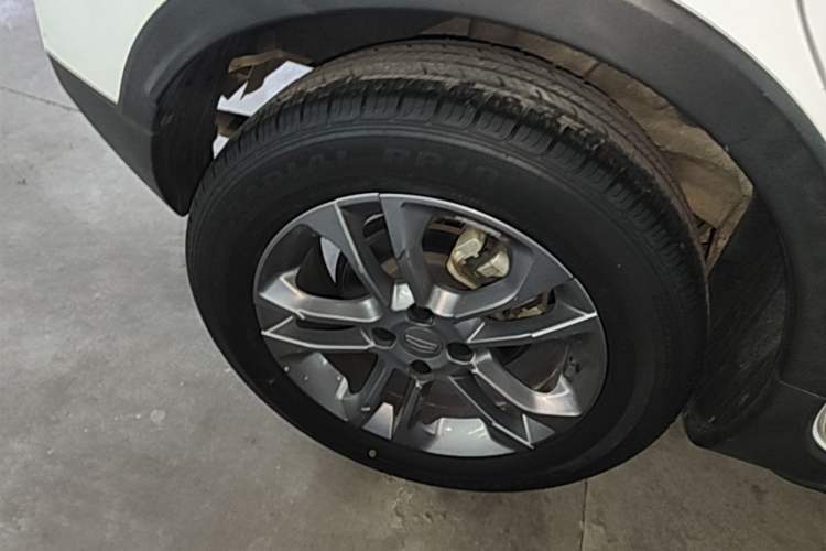 Used Geely Auto Vision X3 2020 1.5L CVT Elite Edition Right Rear Wheel Hub