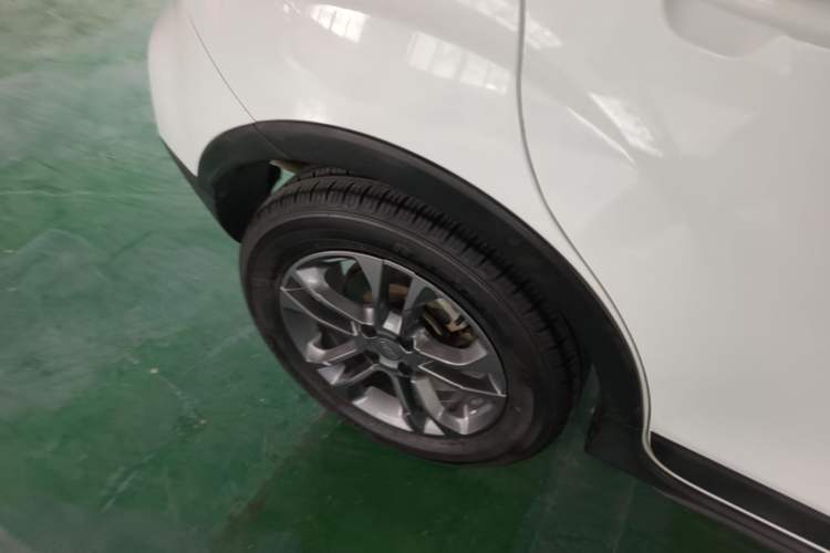 Used Geely Auto Vision X3 2020 1.5L CVT Elite Edition Right Rear Wheel Hub