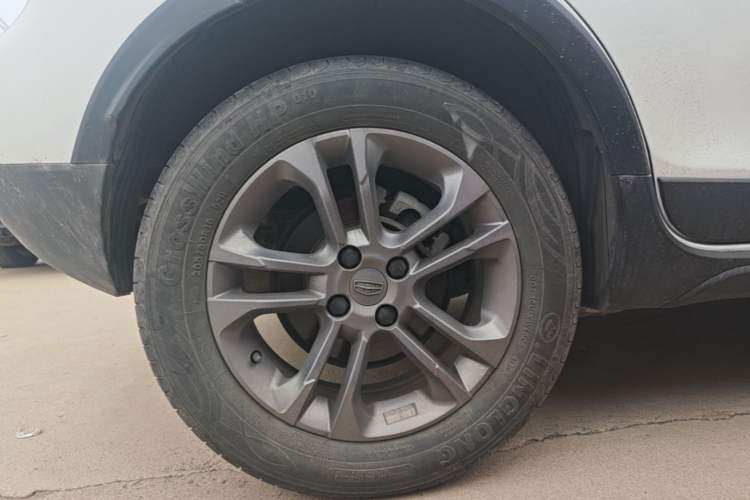 Used Geely Auto Vision X3 2020 1.5L CVT Luxury Model Right Rear Wheel Hub