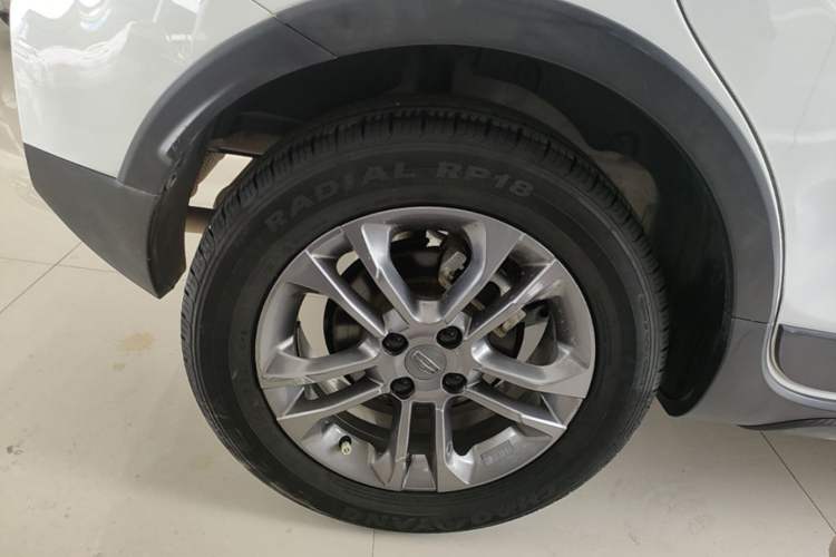 Used Geely Auto Vision X3 2020 1.5L Manual Elite Edition Right Rear Wheel Hub