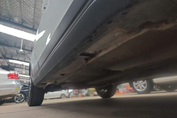 Used Geely Auto Vision X3 2020 1.5L CVT Luxury Model Right Side Sill