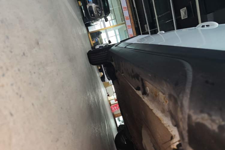 Used Geely Auto Vision X3 2020 1.5L Manual Luxury Edition Right Side Sill