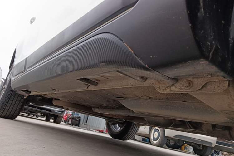 Used Geely Auto Vision X3 2020 1.5L CVT Luxury Model Right Side Sill