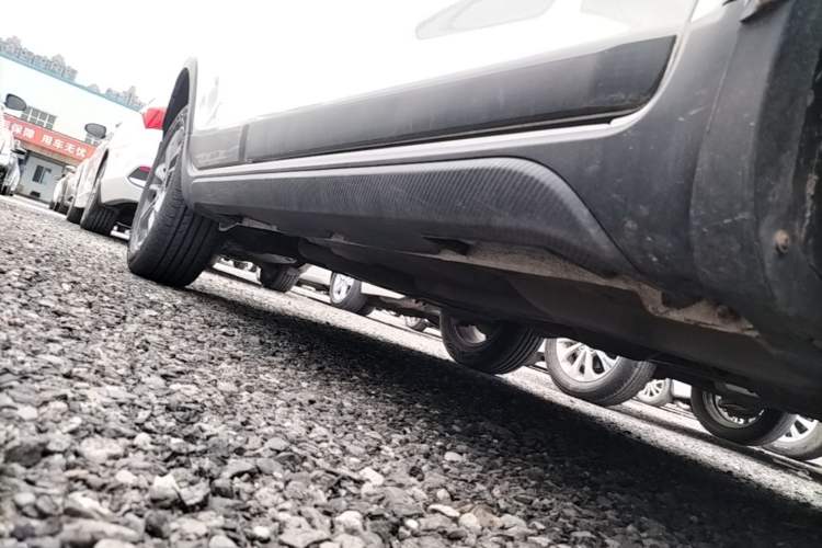 Used Geely Auto Vision X3 2020 1.5L CVT Luxury Model Right Side Sill