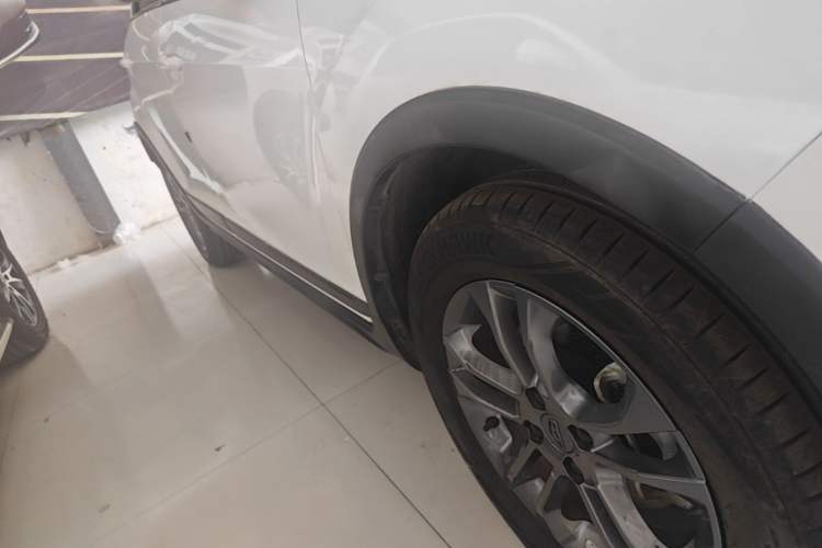 Used Geely Auto Vision X3 2020 1.5L CVT Luxury Model Right Side Sill