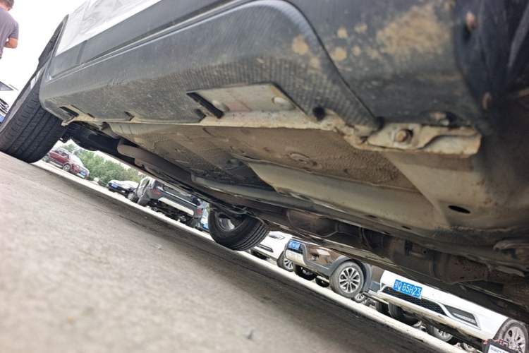 Used Geely Auto Vision X3 2020 1.5L CVT Luxury Model Right Side Sill