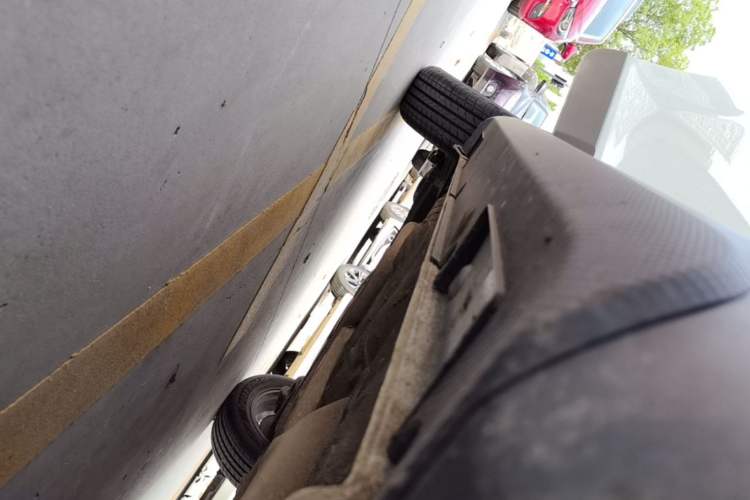 Used Geely Auto Vision X3 2020 1.5L CVT Luxury Model Right Side Sill